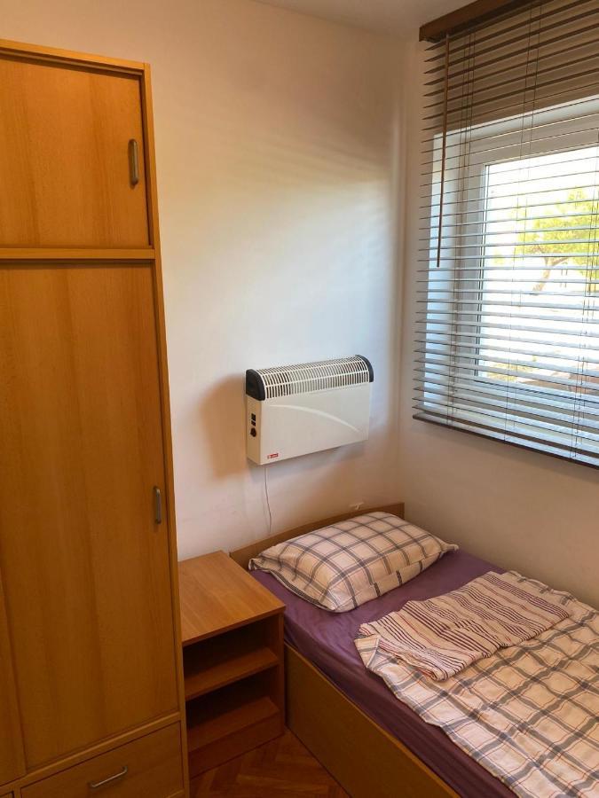 Casa Rosa Leilighet Banjole Eksteriør bilde